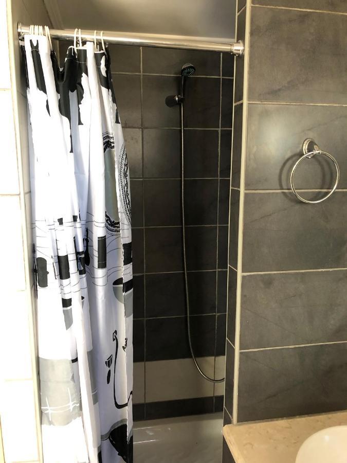 Petros Rooms & Apartments Lixouri Exterior foto